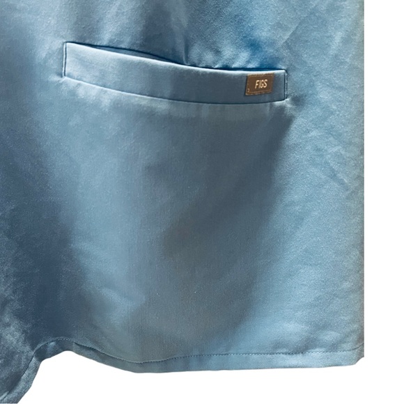 FIGS Casma Top Women’s Ceil Blue Size 5XL Retired Color - Picture 3 of 5